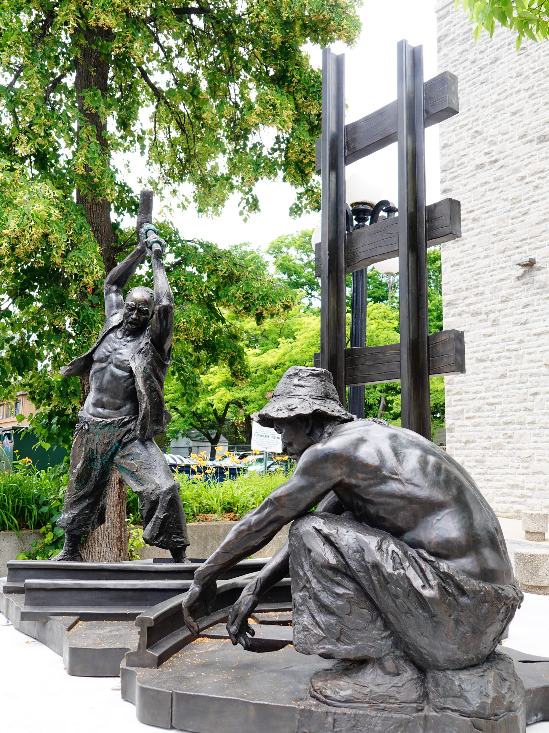 Railway Workers Memorial view 1
